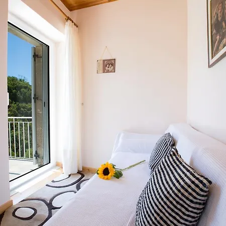 Lefkas House Holiday home *